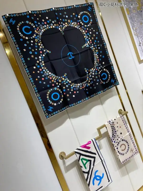 Chanel silk scarf 90X90cm E01 (3)